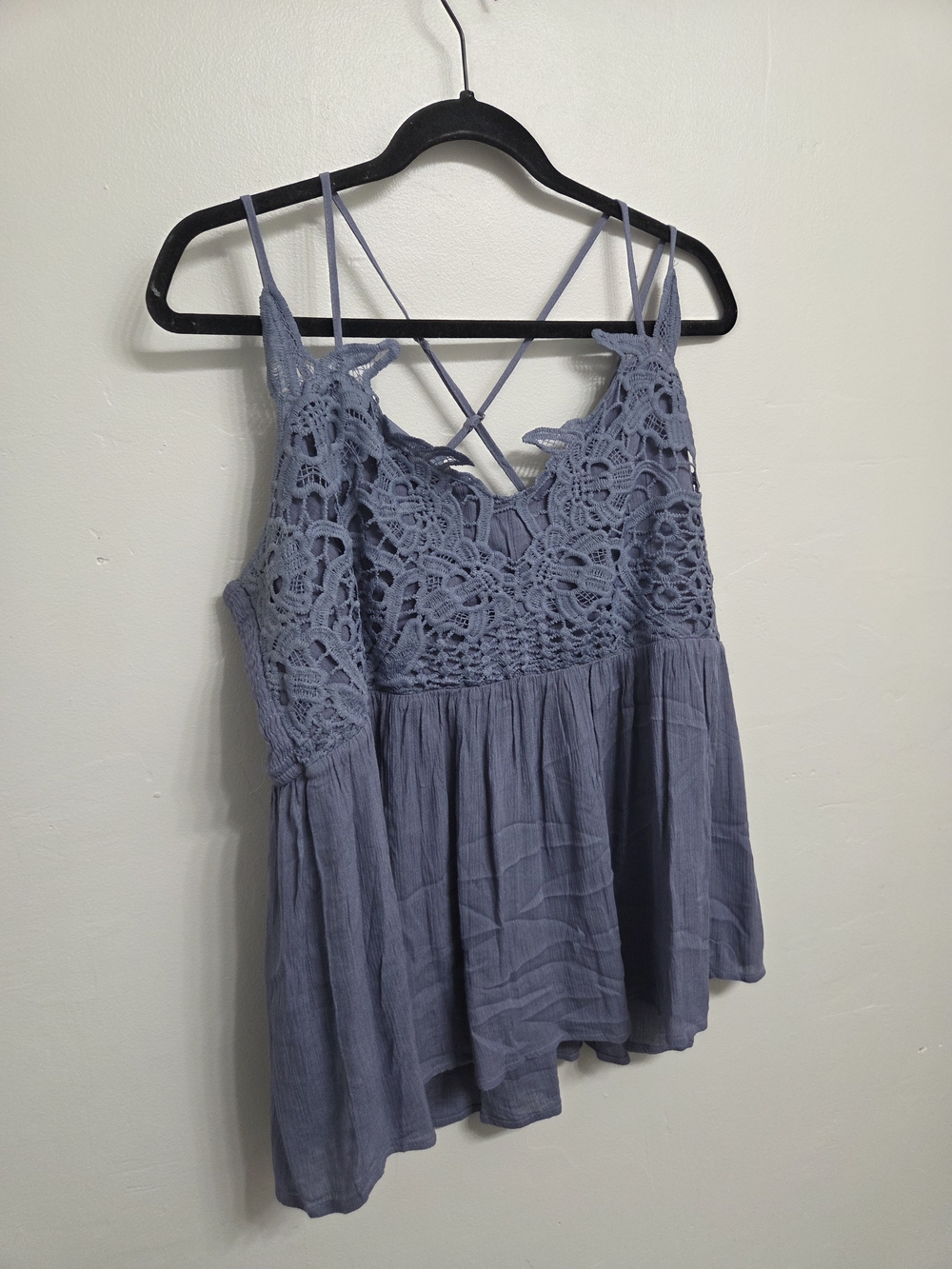 Lace-Trim Strappy Tank Top in Dusty Blue